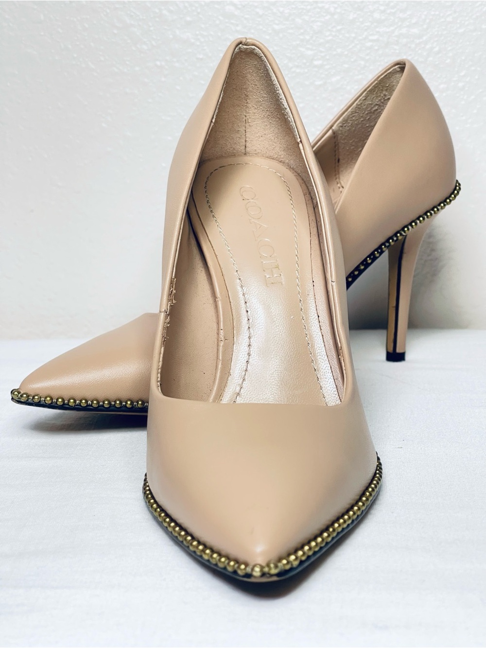 Coach Women’s Waverly Beachchain Pumps in Neutral Beige